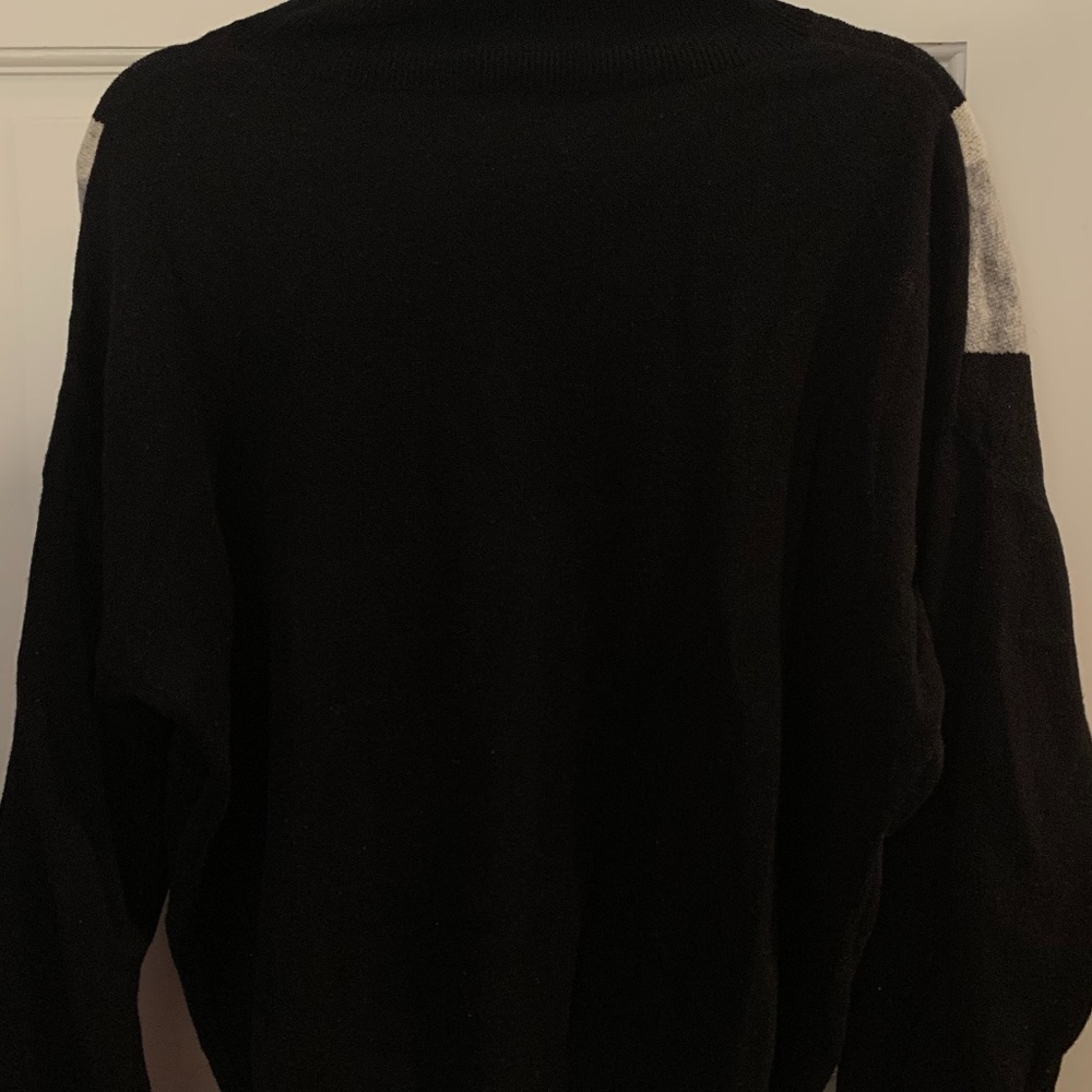 Sweater - Picture 3 of 3